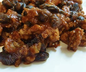 Ground Chicken and Black Beans - By happystove.com