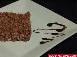 Rice Krispies and Milky Way Cake - By happystove.com