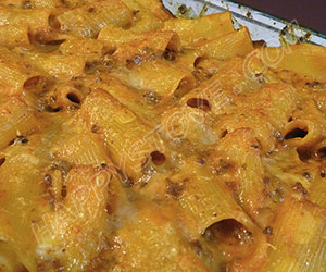 Italian Traditional Pasta Pie - Pasta Pasticciata - By happystove.com