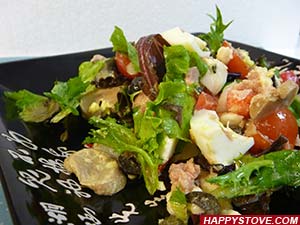 Italian Tuna and Mixed Greens Salad - By happystove.com